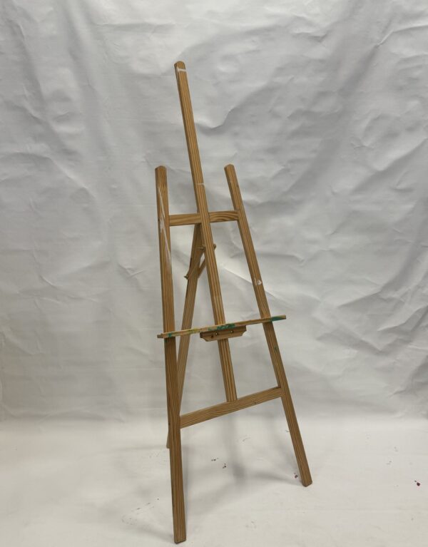 Wooden Easel (2)