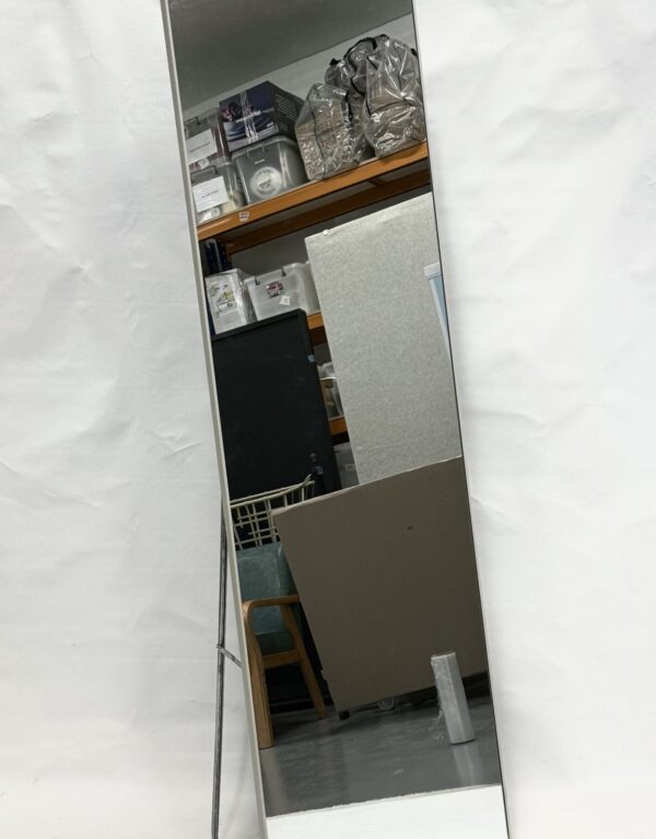 Standing Mirror – Thin Metal frame