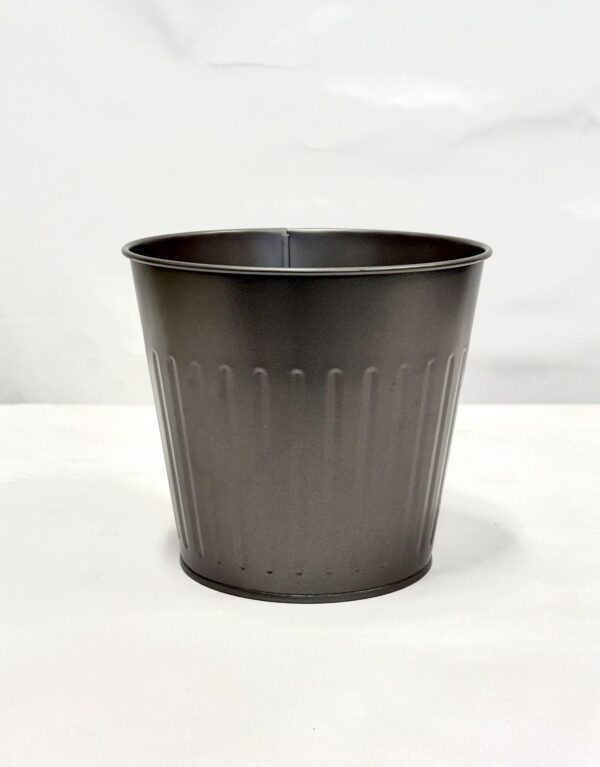 Metal Plant Pot (2)