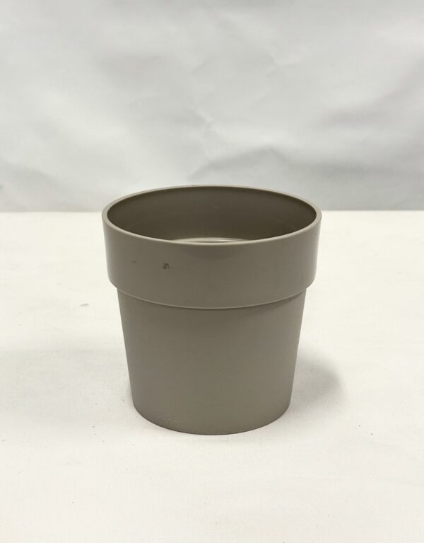 Plastic Plant Pot (6)