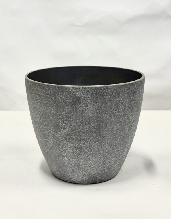 Plastic Plant Pot (10)