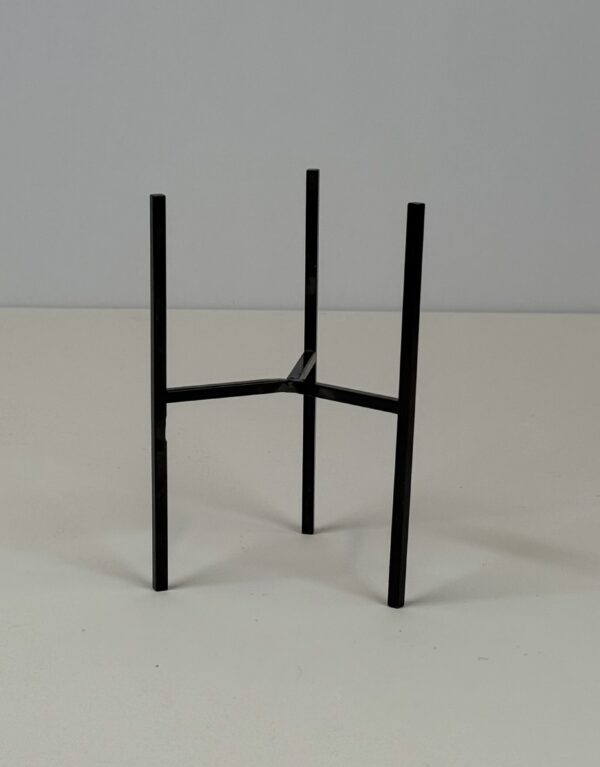 Pot Stand (A)