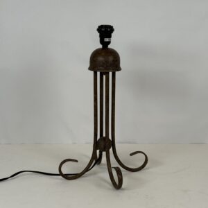 Lamp with No Original shade (9)_4 Metal Legs Lamp