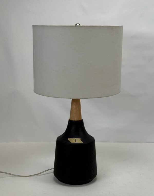 Lamp Shade (32)_Large White Top Screw Shade