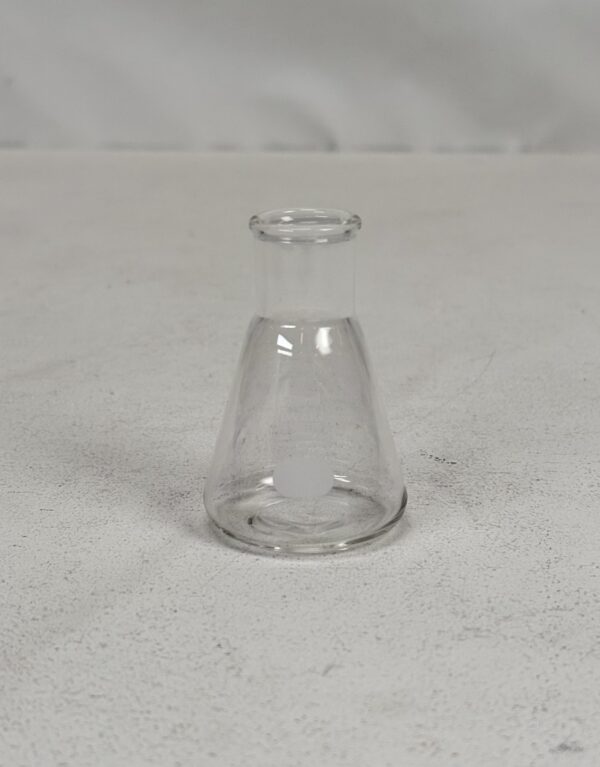 Lab Props_Conical Flask IWAKI PYREX 30ml