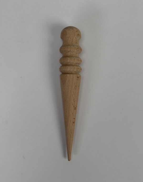 Lab Props_Wooden Leather Work Tool (Pointed Tip)