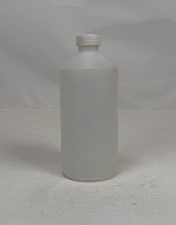 Lab Props_Cylindrical Plastic Bottle (2)